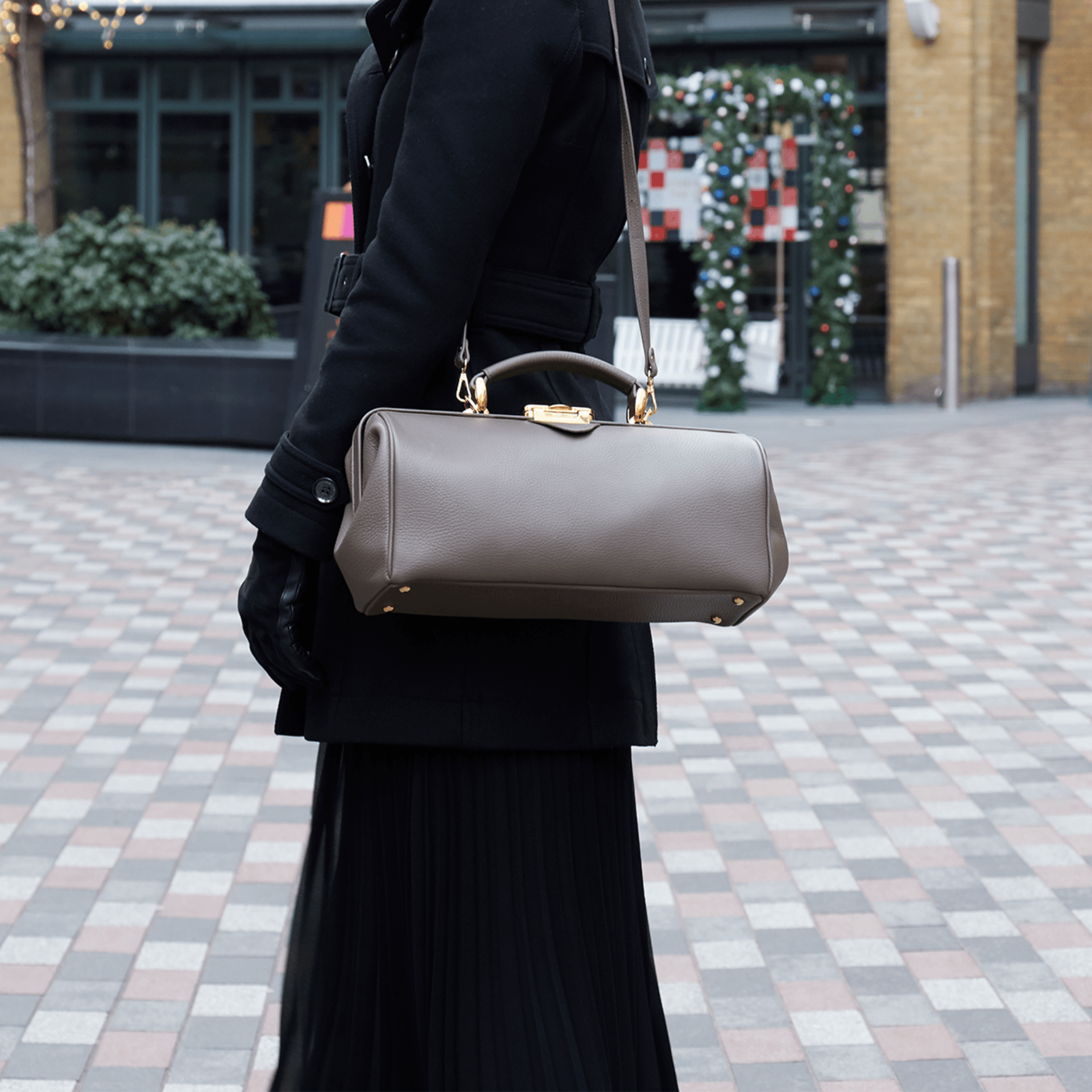 Doctor Graduation Gifts: The Doctor’s Bag - Cambridge Satchel US Store