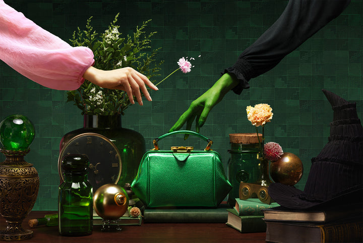 Cambridge Satchel logo