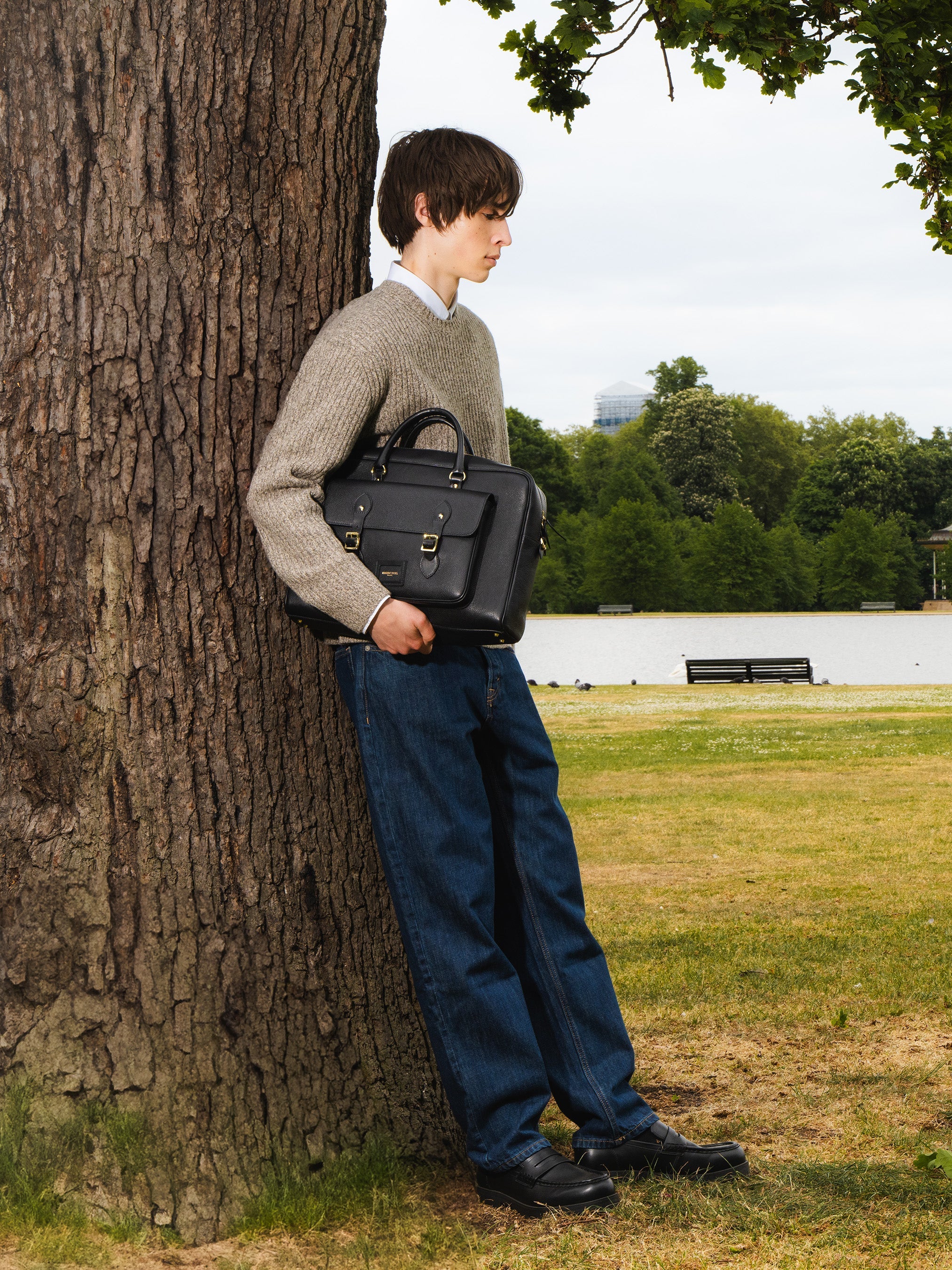 The Leather Brief - Black Calf Grain | Cambridge Satchel Company