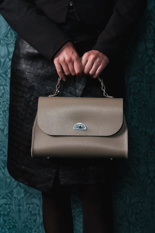 The Daisy - Taupe Celtic
