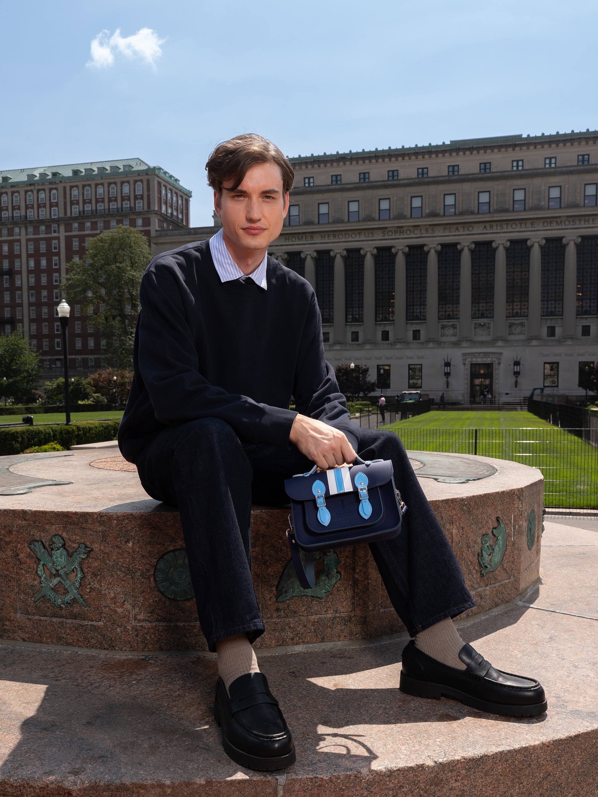 極美品 Legacy Signature Mini SatchelBag Mini Satchel - Midnight with Columbia Stripe & Embossing