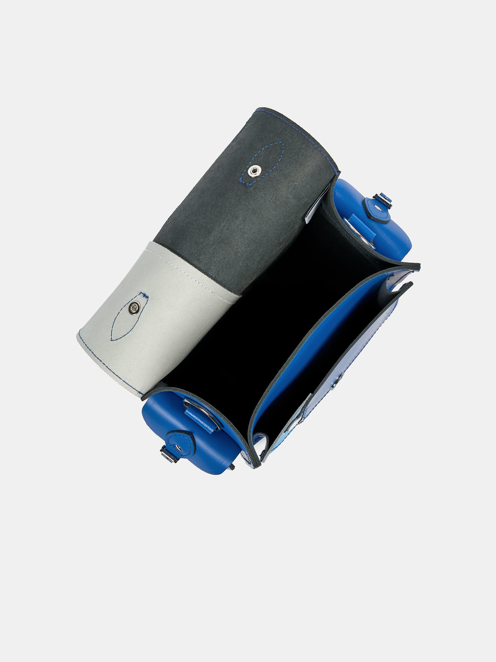 ゆぴ The Hiding Miffy Traveller | Cambridge Satchel