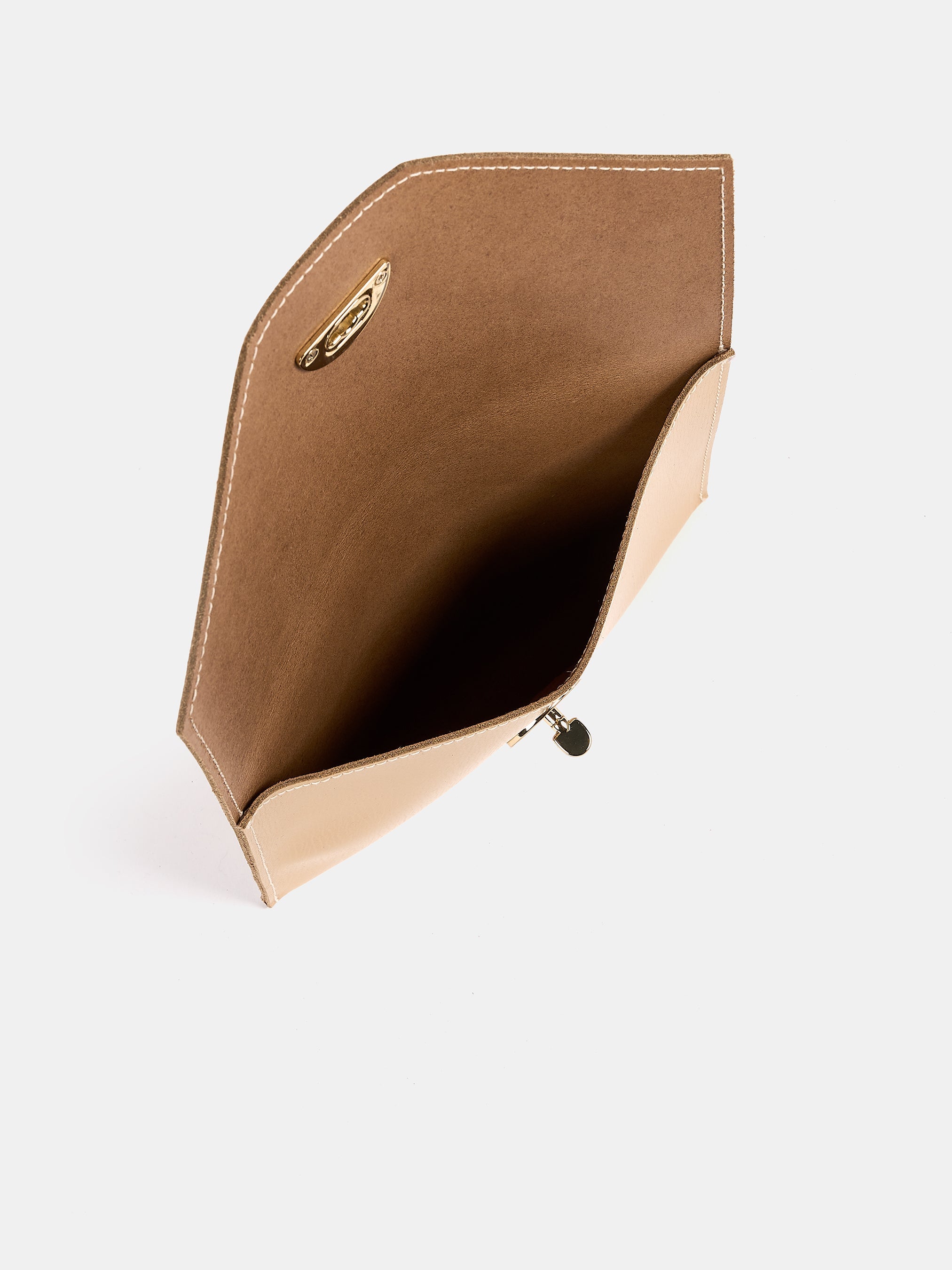 The Twist Lock Pouch - Sheepskin Goat Grain